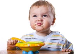 Ребенок не хочет кушать в 7 месяцев