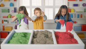 Песок цветной для игры дома