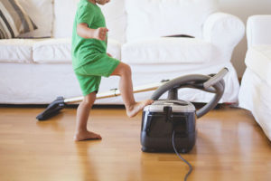 Пылесос и ребенок