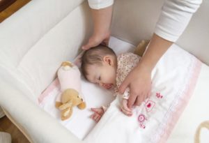 Как укладывать спать малыша?