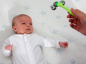 Реакция новорожденного на звуки