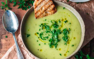 Как вкусно приготовить суп пюре из картофеля?