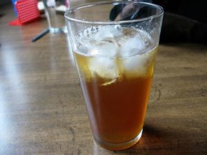 Можно ли кормящим мамам квас?