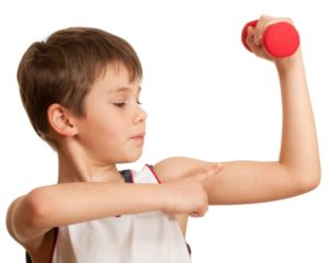 Как развить мышцы рук у ребенка?