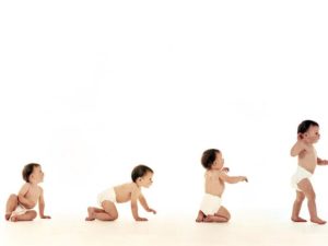 Во сколько лет должен ходить ребенок