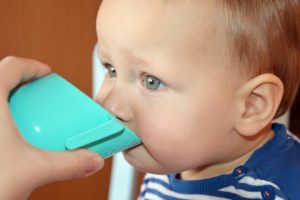 С какого возраста можно давать воду детям