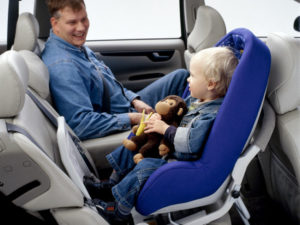 Пдд перевозка детей на переднем сидении