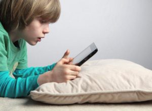 Зависимость от планшета у ребенка