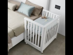 Кроватка для новорожденных приставная