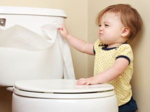 Ребенок боится самостоятельно ходить