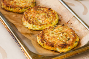 Кабачковые оладьи по дюкану в духовке