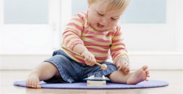 Воспитание и развитие ребенка до года Воспитание и развитие ребенка до года