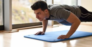 Фитнес упражнения в домашних условиях для мужчин Фитнес упражнения в домашних условиях для мужчин